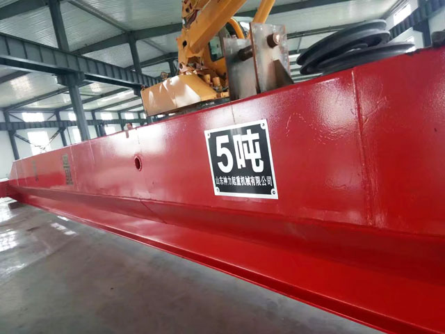 單梁橋式起重機(jī)